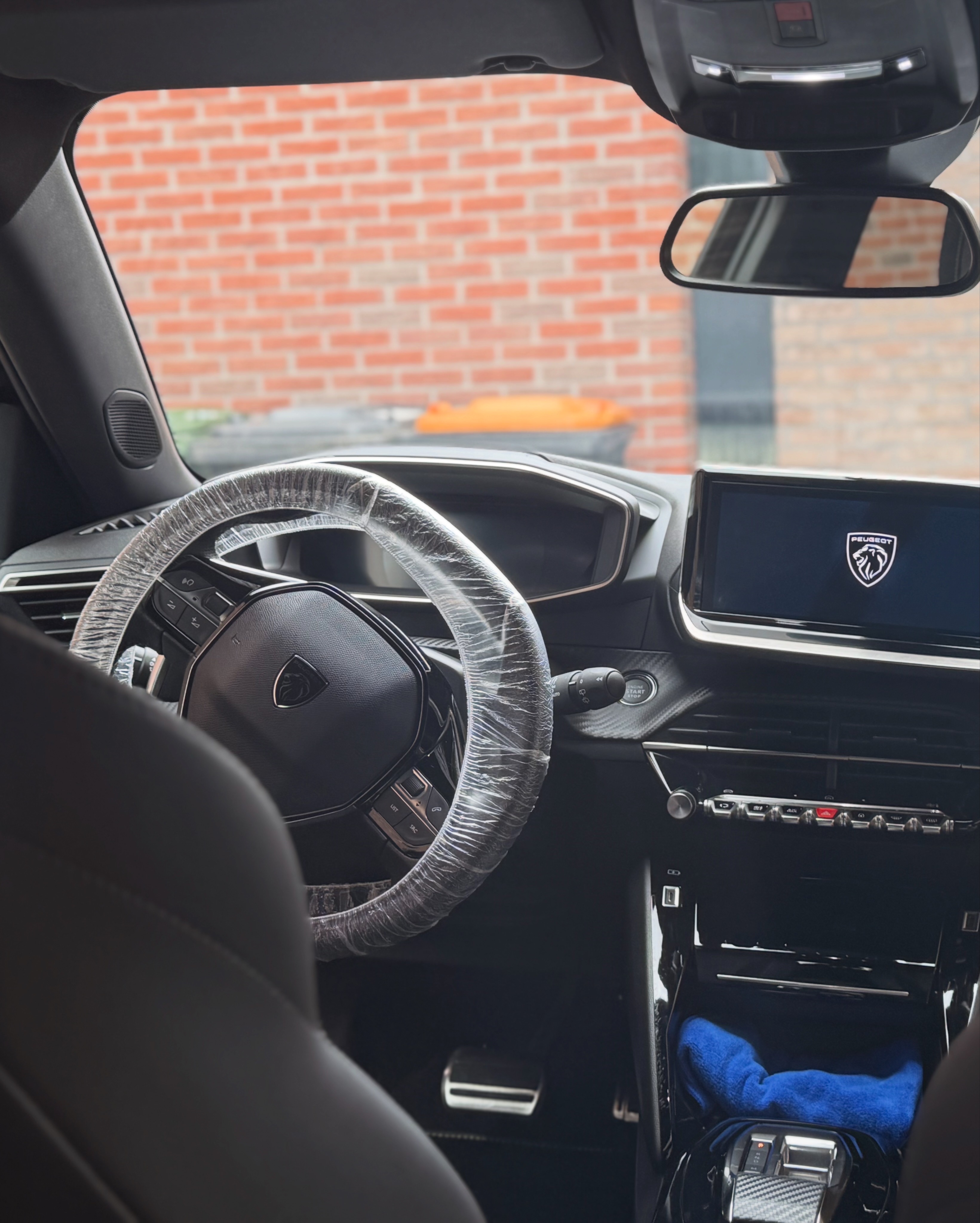 Interieurbehandeling met bekleding bescherming